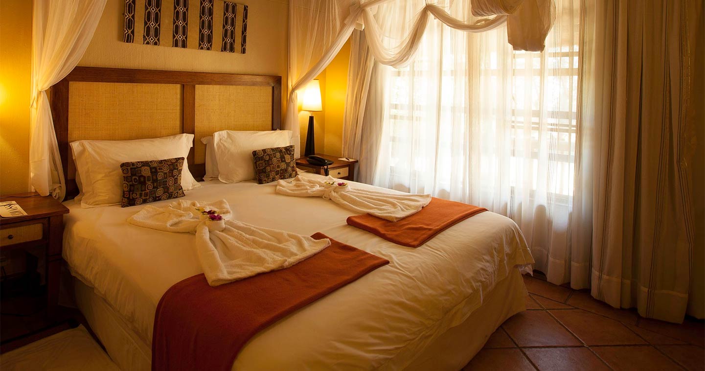 Botswana Chobe Marina Lodge bedroom